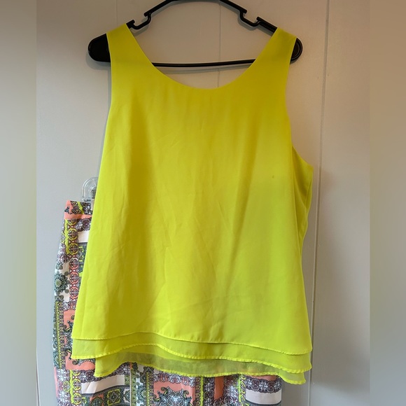 Cato Top and Skirt - Picture 6 of 12